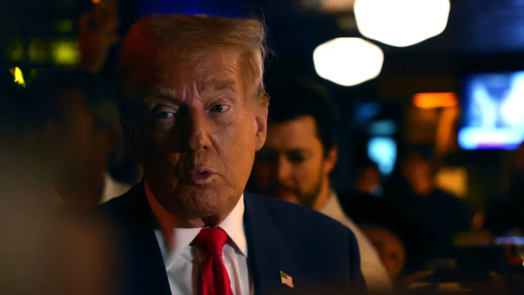 Trump Reveals What Military Pilots Told Him About UFOs