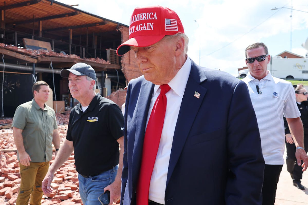 NextImg:‘We’re Not Talking About Politics Now’: Trump Delivers Supplies To Hurricane-Ravaged Georgia