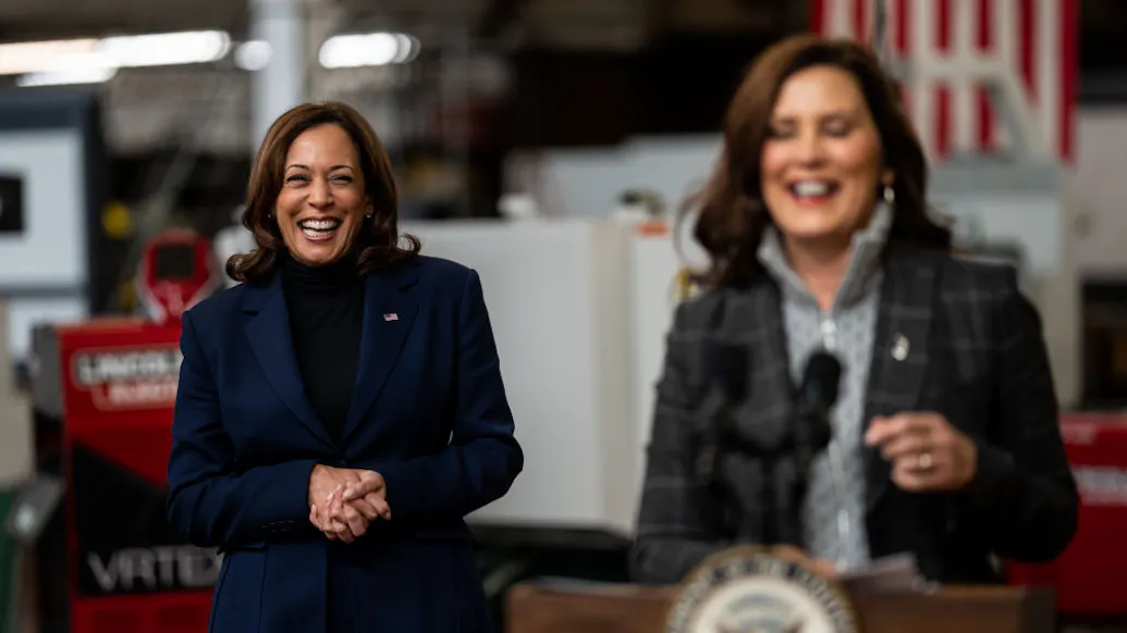 ‘S**t!’: Kamala Tries To Laugh Off Hot Mic Moment At A Bar With Gretchen Whitmer
