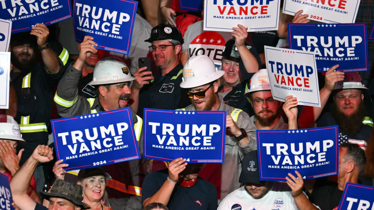 Republicans Blow Out Dems In September Voter Registration In Two Key Swing States