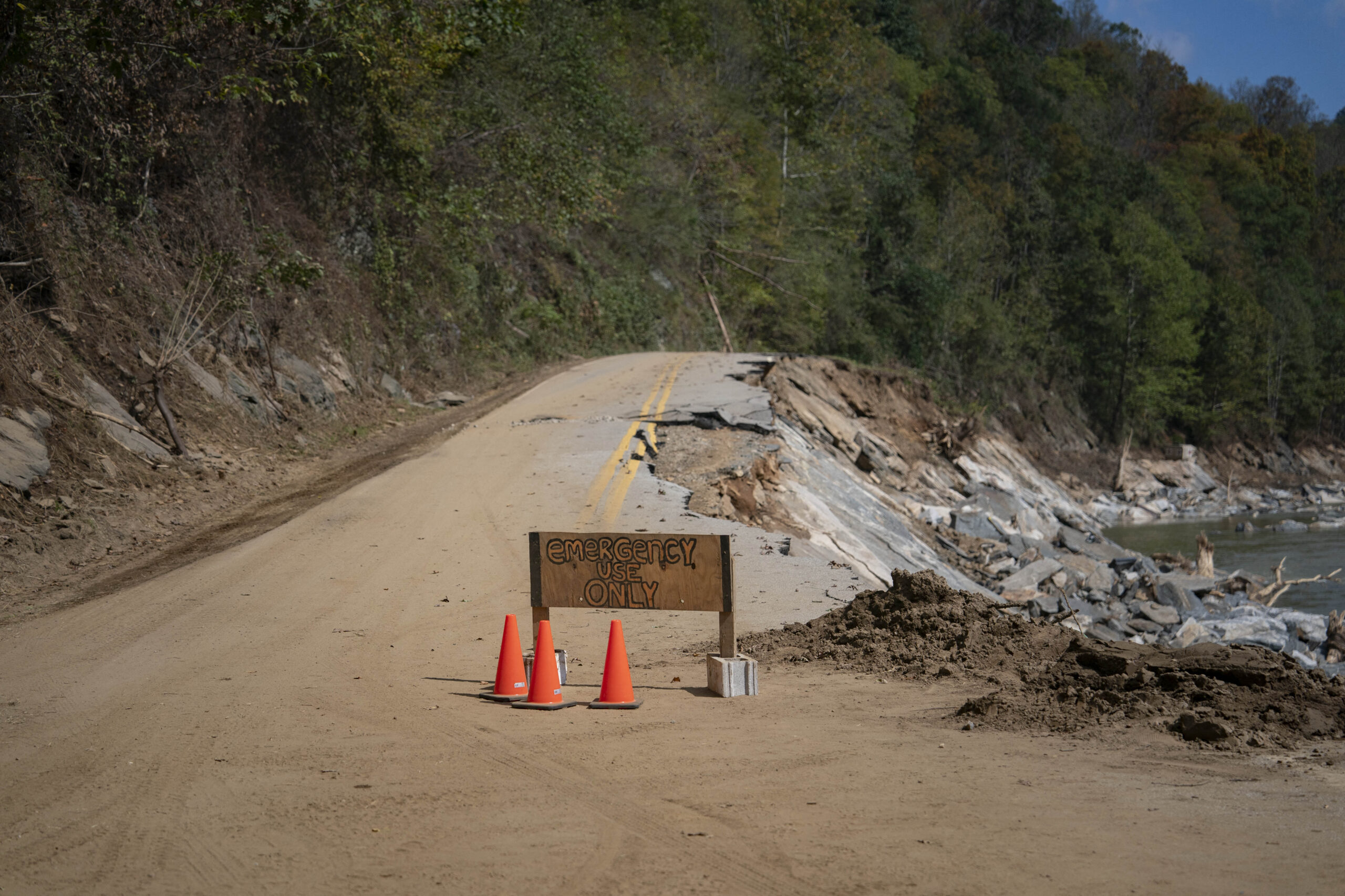 Media Hypes Alleged Threats Against FEMA Workers