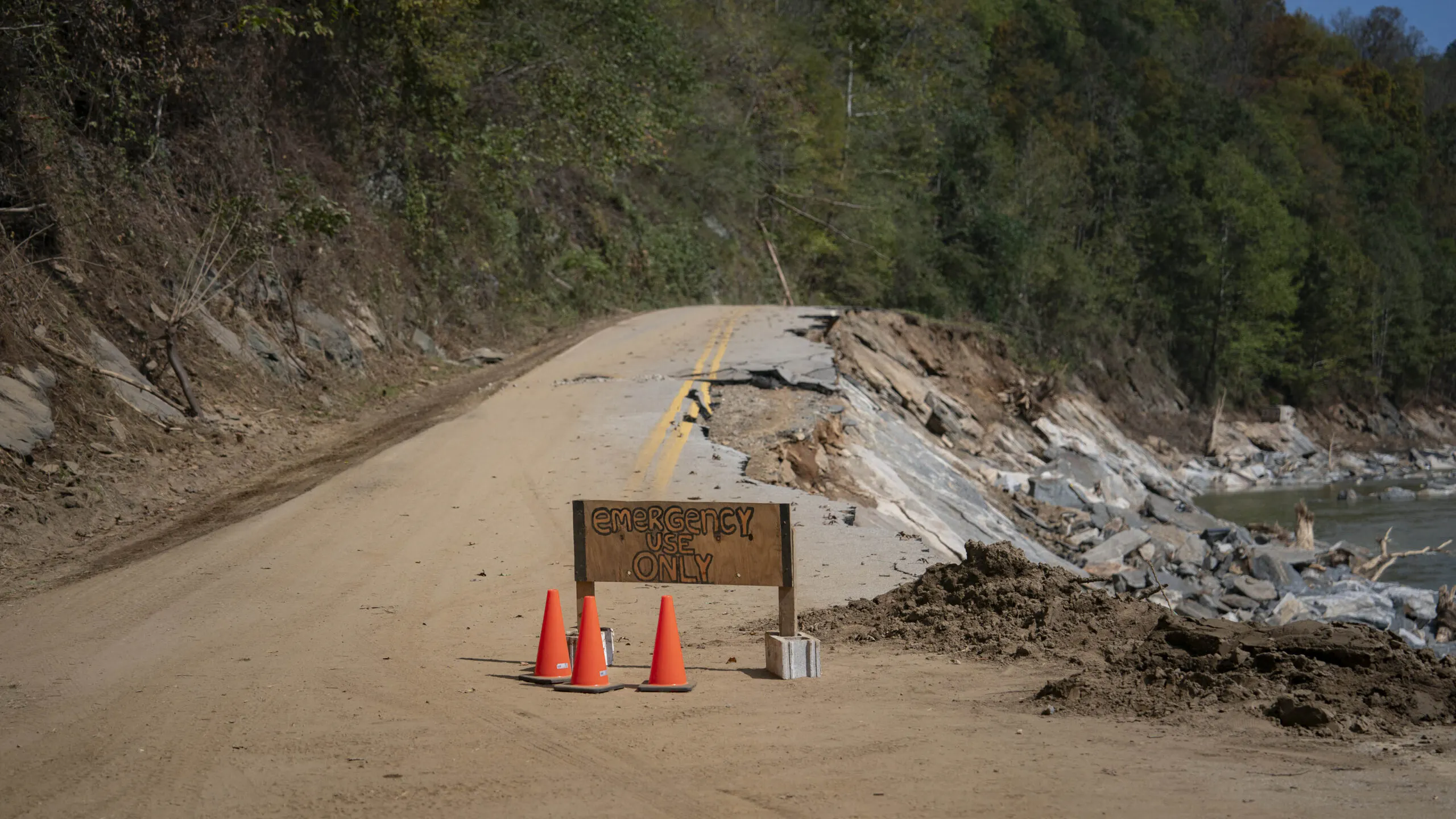 Media Hypes Alleged Threats Against FEMA Workers