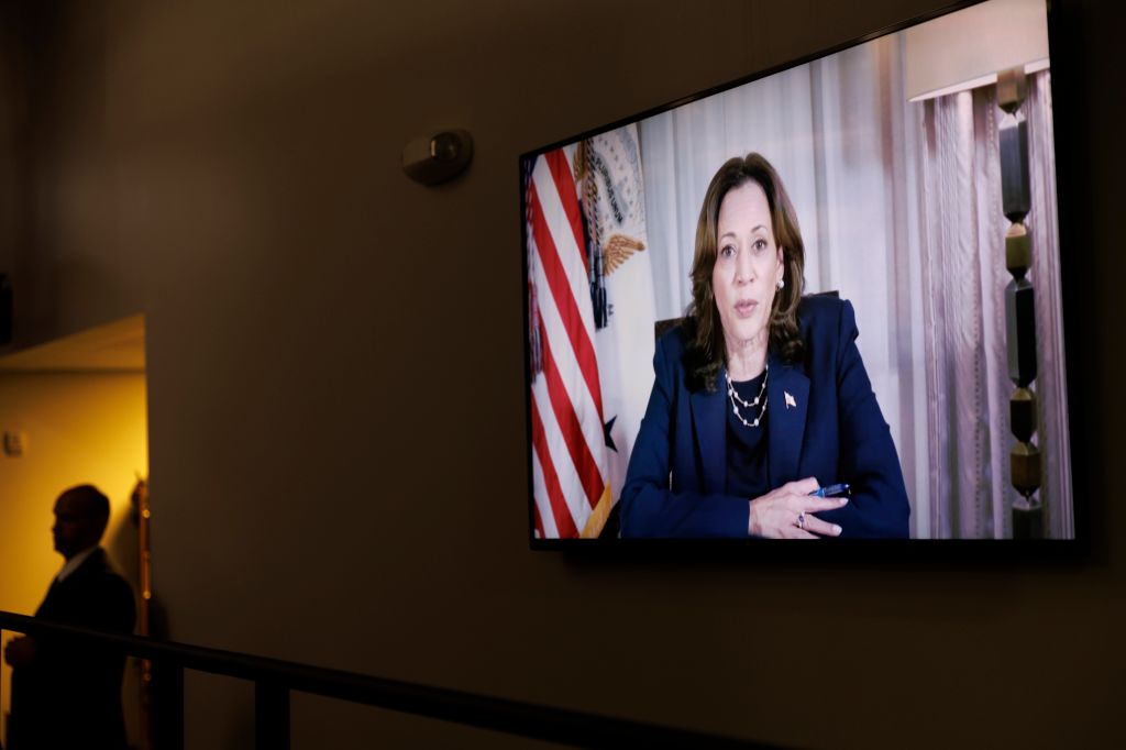 Kamala Whispers ‘It’s A Live Broadcast’ During Televised Briefing