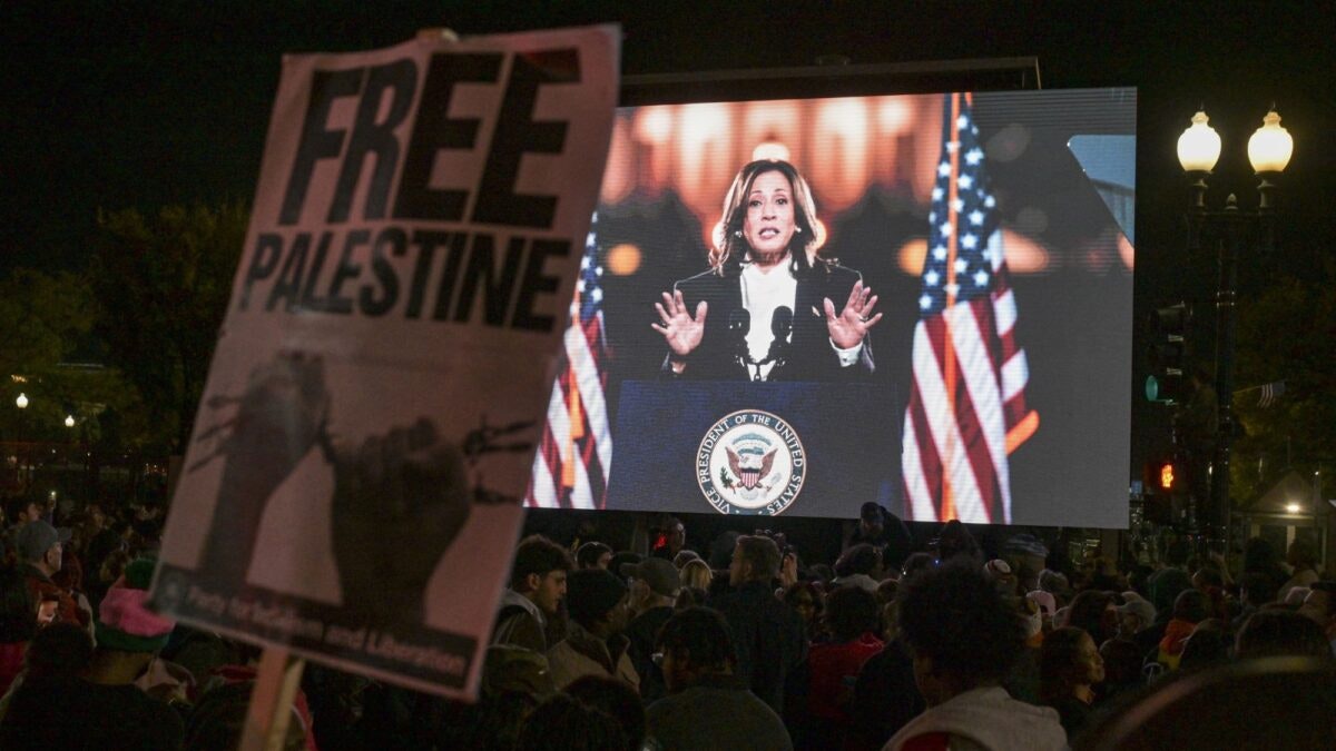 Kamala Calls Trump A ‘Petty Tyrant’ In Closing Speech As Far-Left Protests Rage