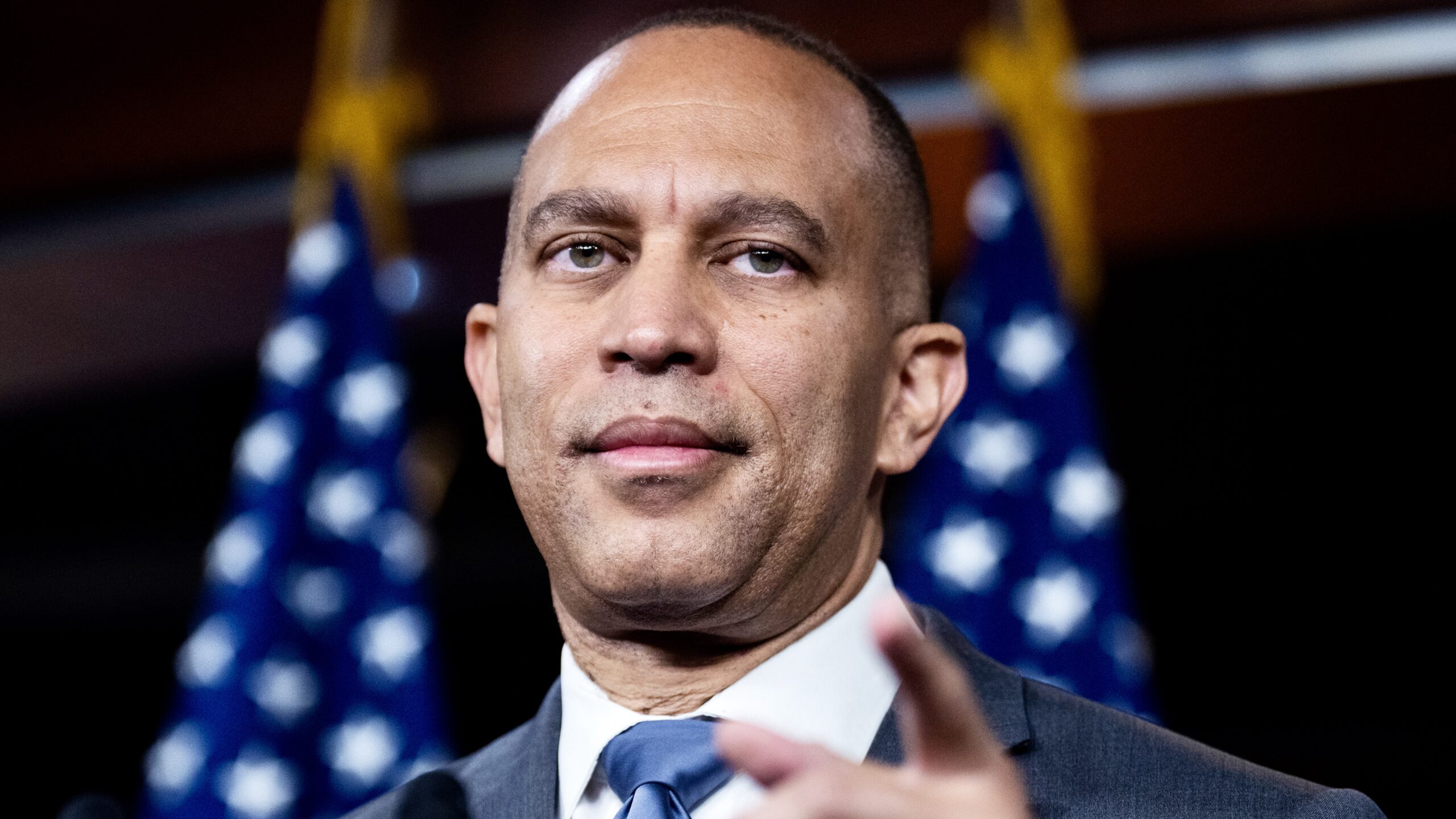 Hakeem Jeffries Pushes Back On His Party Claiming Tulsi Gabbard A ‘Russian Asset’