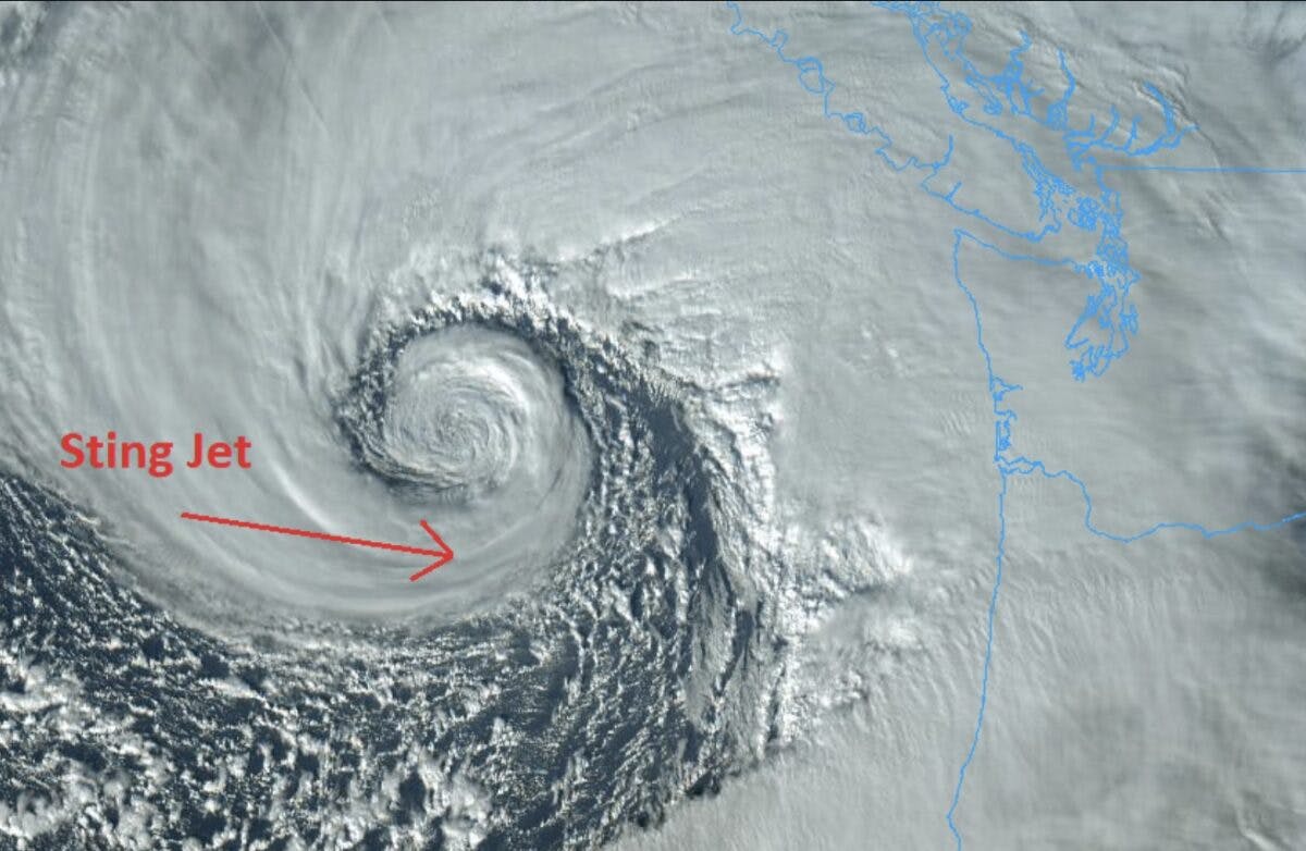 NextImg:Bomb Cyclone Blasts Pacific Northwest