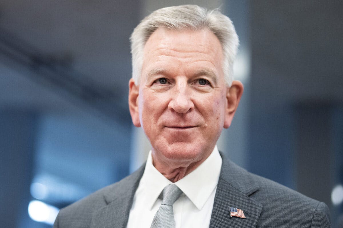 NextImg:Tuberville Slams Activist Doctor, NIH For Hiding Negative Effects of Puberty Blockers