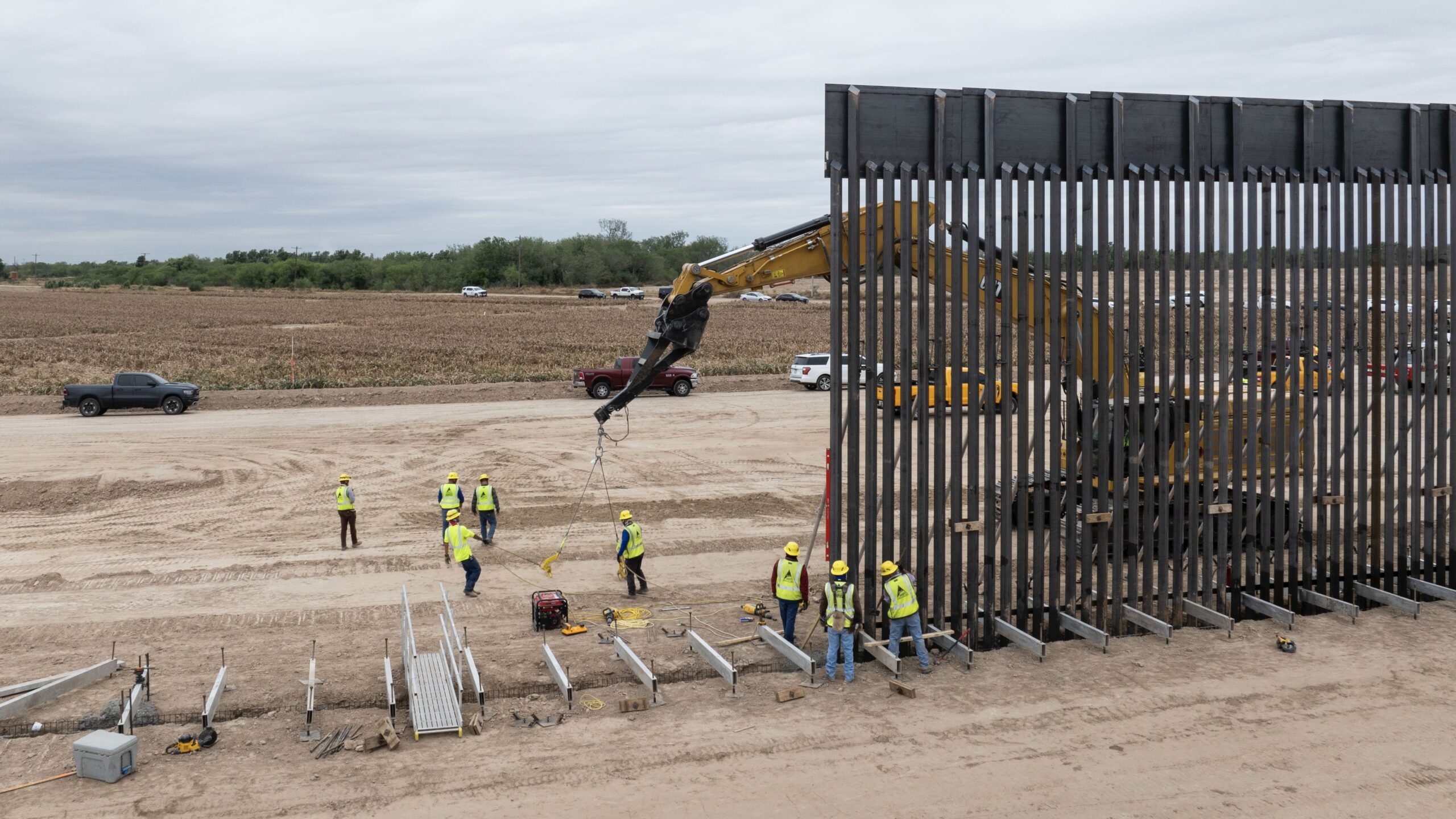 Texas Stops Biden From Continuing To Sell Border Wall Materials Before Trump Returns