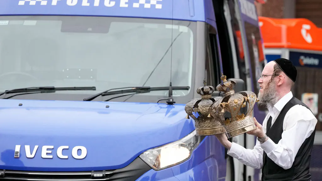 Melbourne, Australia Synagogue Firebombed With Worshipers Inside