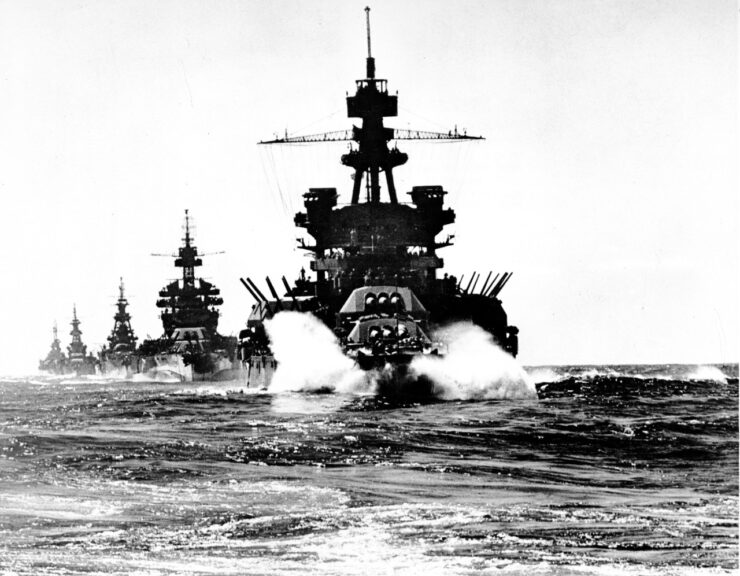 Battle line entering the Lingayen Gulf. The USS Pennsylvania (BB-38) leads the USS Colorado (BB-45), USS Louisville (CA-28), USS Portland (CA-33), and USS Columbia (CL-56) in a battle line entering the Lingayen Gulf preceding the landing off Luzon in the Philippines in January 1945. Catalog #: 80-G-59525. National Archives & Records Administration.