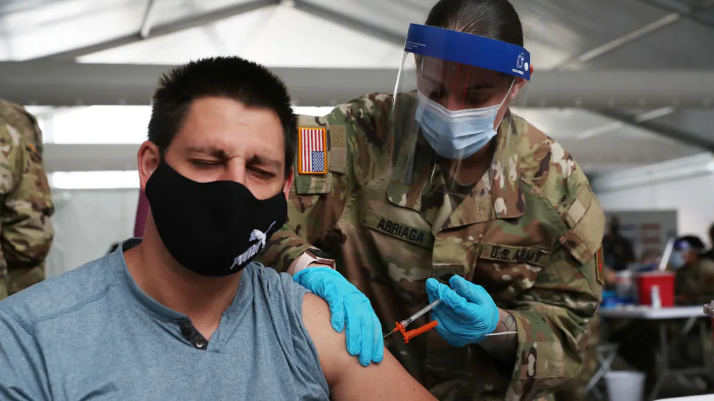 Trump To Reinstate Service Members Kicked Out Over COVID Vax