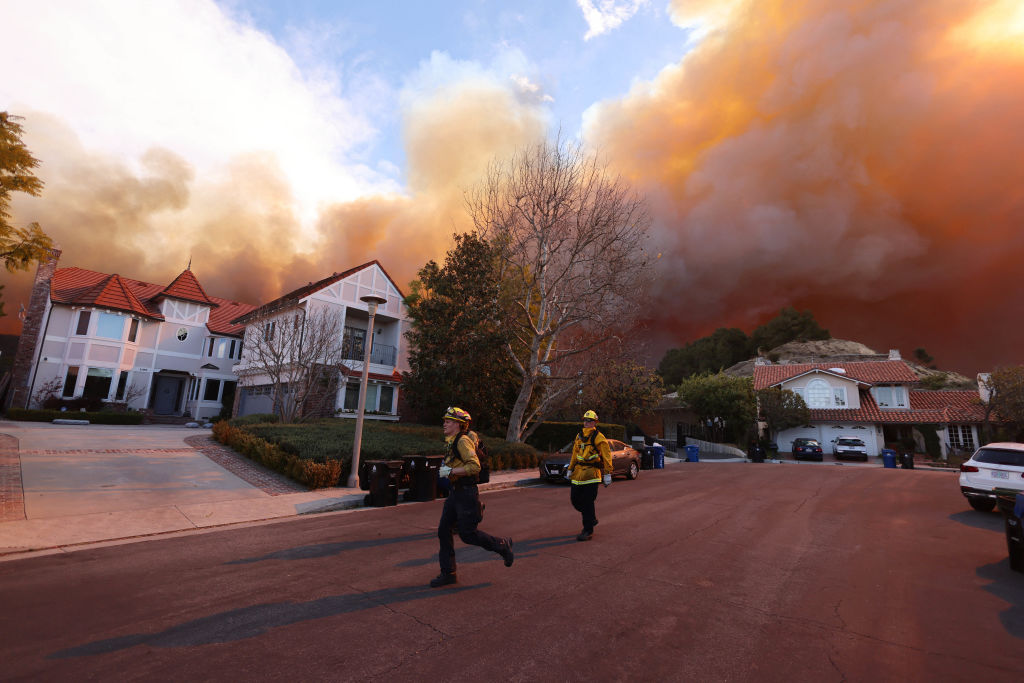 L.A. County Sheriff: Multiple Looting Arrests Already Made In Homes Evacuated For Palisades Fire