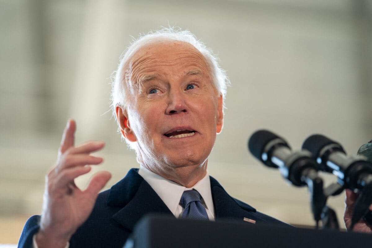 NextImg:Joe Biden Gets One Question About His Cognitive Decline. Jill Has To Help Him Answer It.