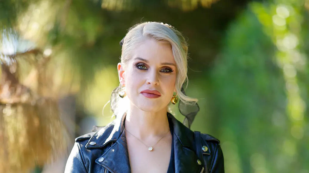 Kelly Osbourne Trashes Celebs Using LA Fires As A Photo Op: ‘Go Home’