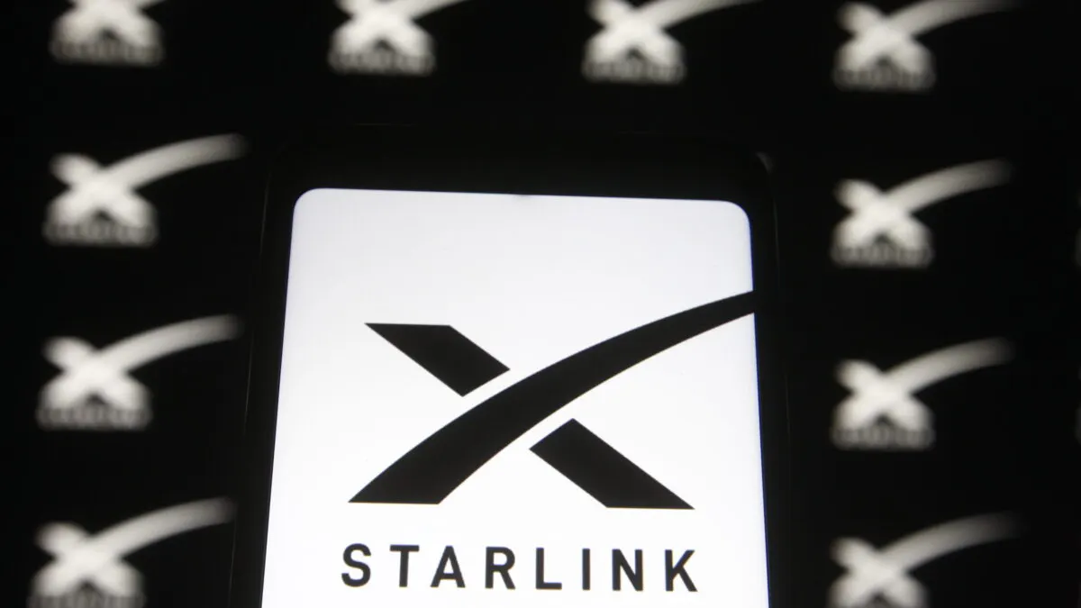 FAA Tests Musk’s Starlink Satellites For Air Traffic Control Upgrades