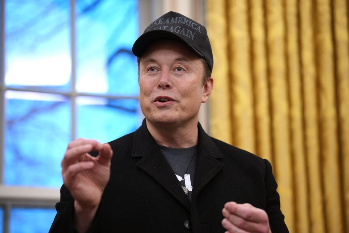 NextImg:Musk Warns Federal Employees: Report Productivity Or Face Termination