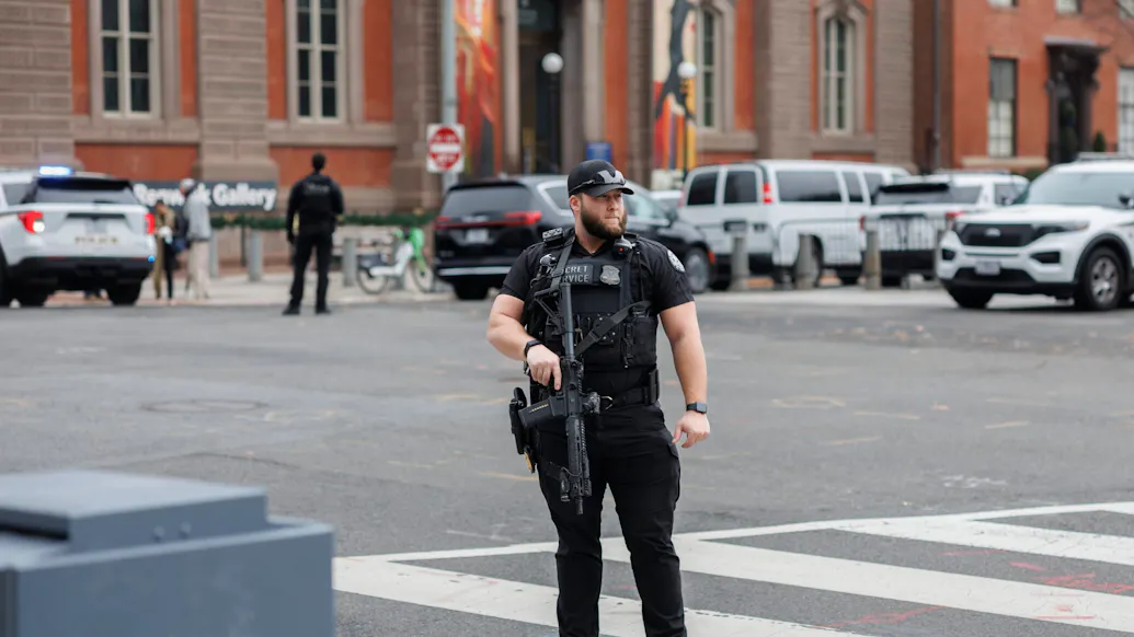 Bullets Fly Near White House As Secret Service Locks Everything Down