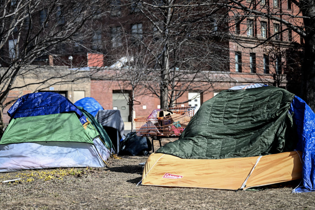 Trump Gives D.C. Mayor Ultimatum On ‘Unsightly Homeless Encampments’