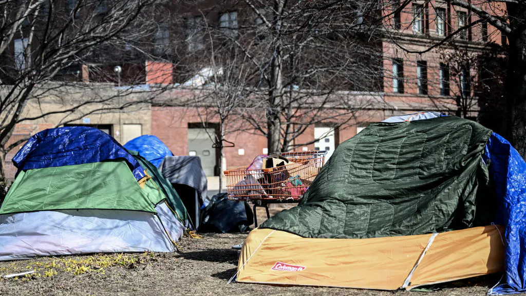 Trump Gives D.C. Mayor Ultimatum On ‘Unsightly Homeless Encampments’