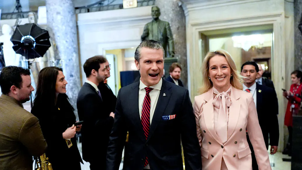 Pentagon Refutes WSJ Report That Pete Hegseth’s Wife Attended Classified Meetings