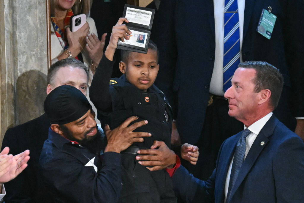 Trump Honors 13-Year-Old Brain Cancer Survivor, Makes Him Honorary Secret Service Agent