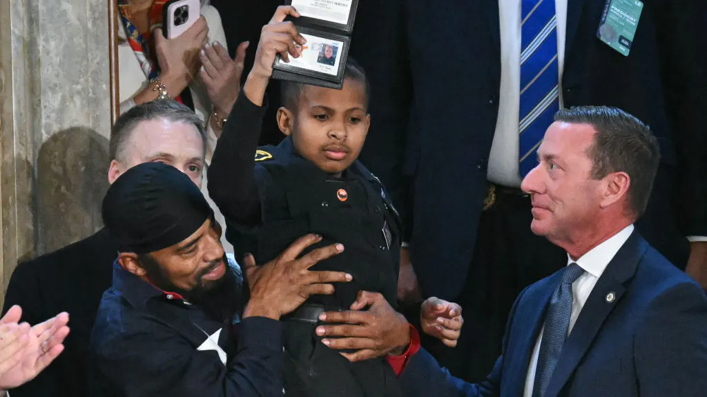 Trump Honors 13-Year-Old Brain Cancer Survivor, Makes Him Honorary Secret Service Agent