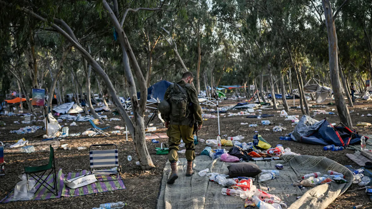 Man Kills Himself At Grave Of Girlfriend Murdered By Hamas