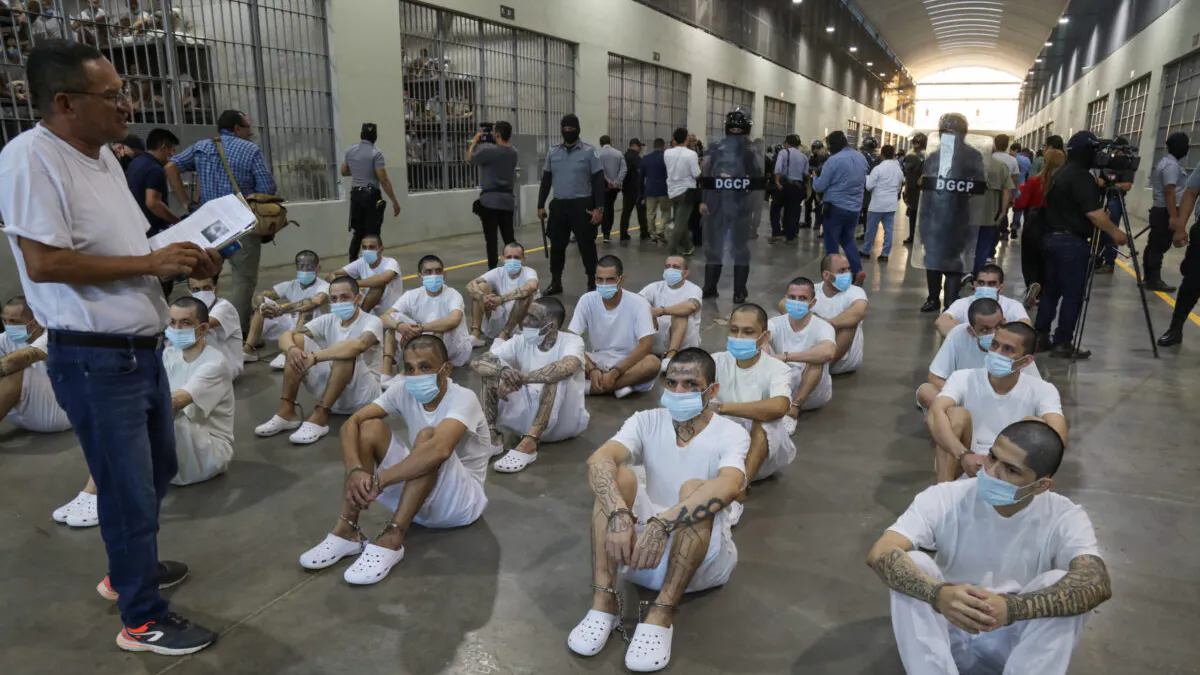 Judge Gives Trump Admin Deadline To Return Man Mistakenly Deported To El Salvador