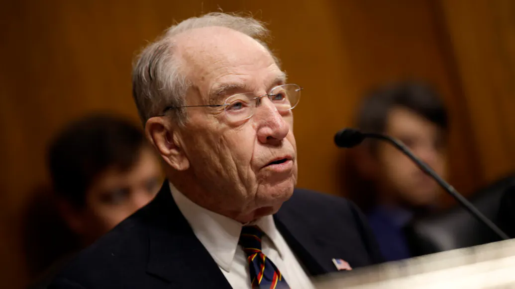 Bipartisan Pair In Senate Moves To Check Trump On Tariffs