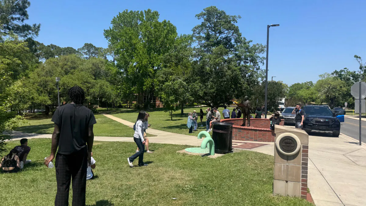 FSU Shooter Identified As Son Of Sheriff’s Deputy Whose Weapon Was Found At The Scene