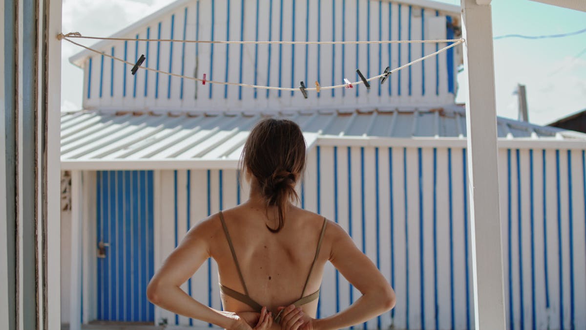 NextImg:Minnesota Supreme Court Rules Women Can Completely Bare Their Breasts In Public