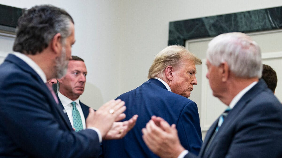 NextImg:Trump Eyes Stinging Russia Sanctions. This Bipartisan Proposal Could Bring The Pain.