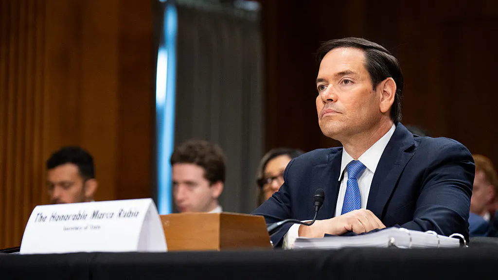 Rubio Faces Off With Democratic Senator During Heated Confrontation