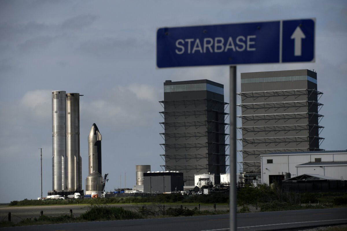 SpaceX Starship Explodes At Launch Site – On Camera
