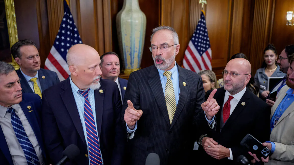 Fiscal Hawks Make Urgent Demand For ‘DOGE Cuts’