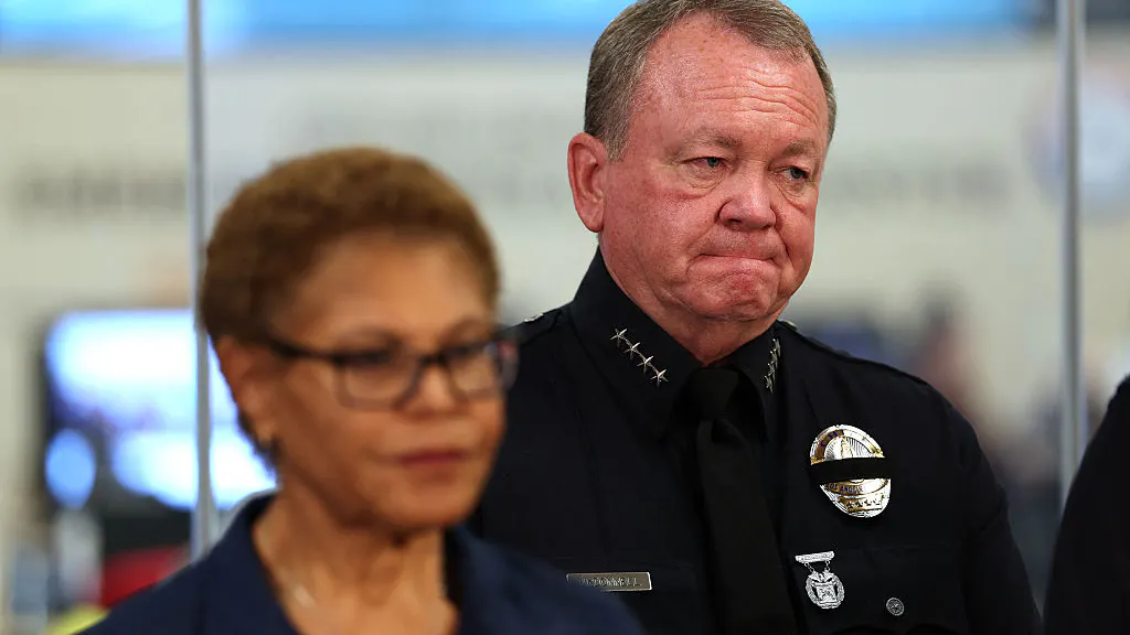 LAPD Chief Admits Cops Were ‘Overwhelmed,’ Spars With Lib Council Members Over Riots, ICE