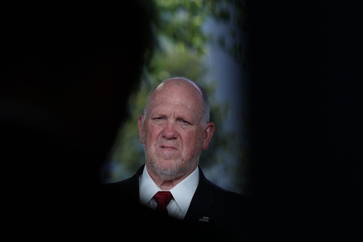 Trump Border Czar Warns Of Biden-Era Gotaways Amid Iranian Sleeper Cell Concerns