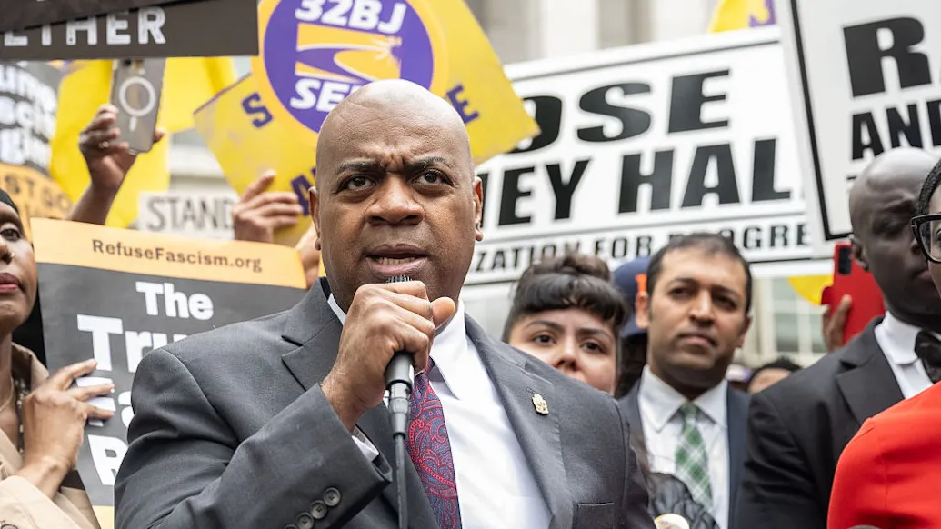 Newark Mayor Sues Trump DA Over ‘False Arrest’ After ICE Facility Flap