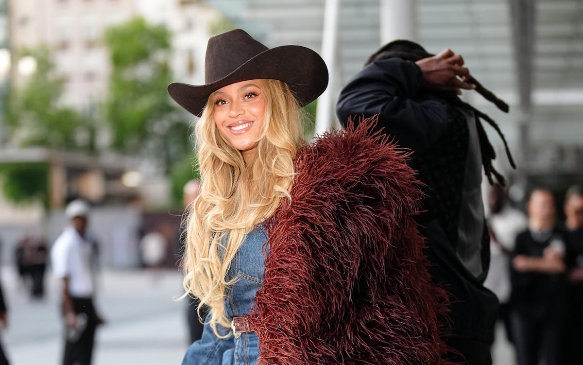 Unreleased Beyoncé Tracks Stolen From Rental Car In Democrat-Led City