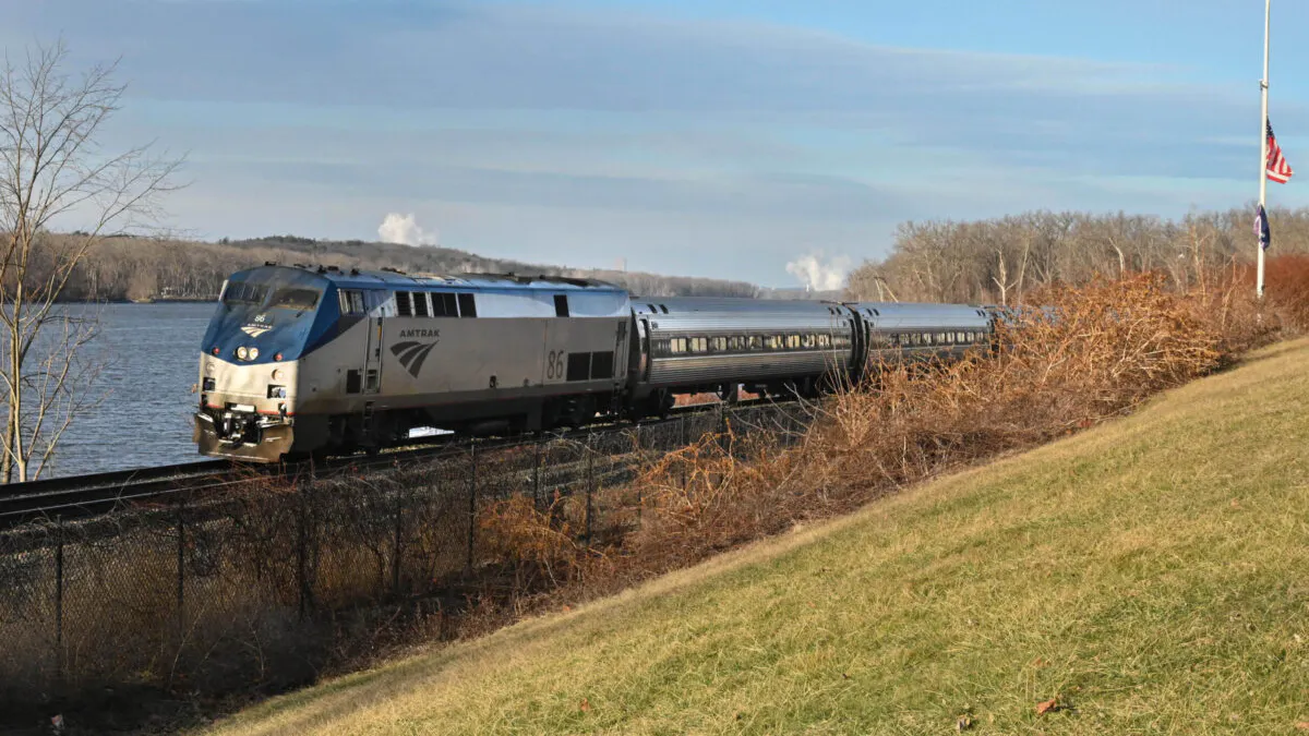 Proposed ‘High-Speed’ Train Would Bring Passengers From NYC To L.A. In Three Days