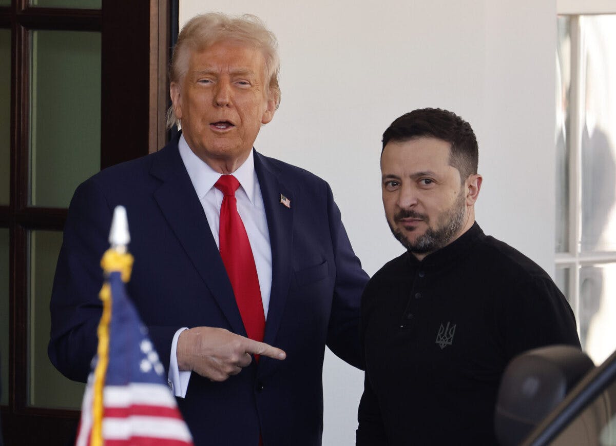 Trump Considering ‘Mega Deal’ To Exchange Drones, Weapons With Zelensky