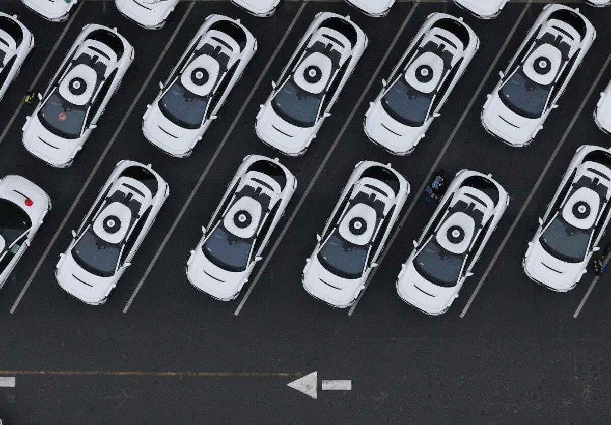 NYC Finally Allows Driverless Cars – But Only With ‘Human Safety Monitors’ Behind The Wheel
