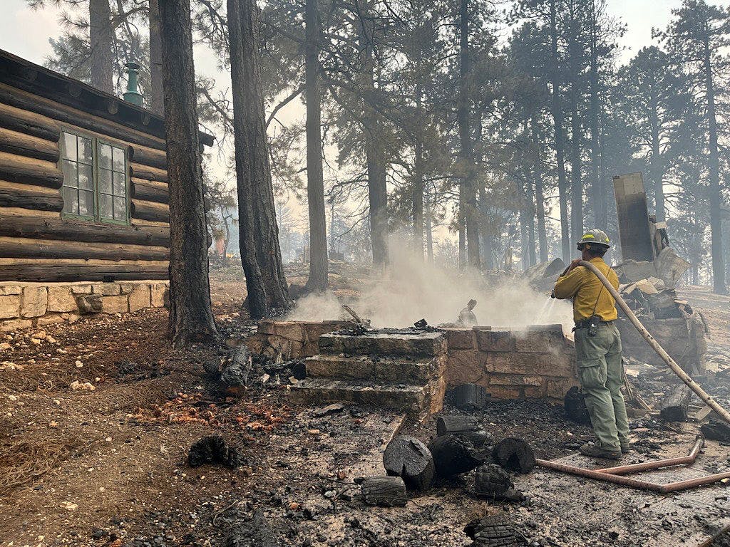 Arizona Wildfire Continues To Spread, Destroys Historic Grand Canyon Lodge