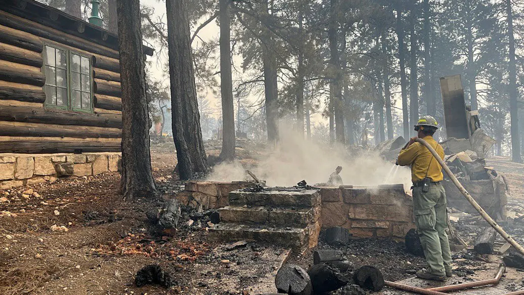 Arizona Wildfire Continues To Spread, Destroys Historic Grand Canyon Lodge