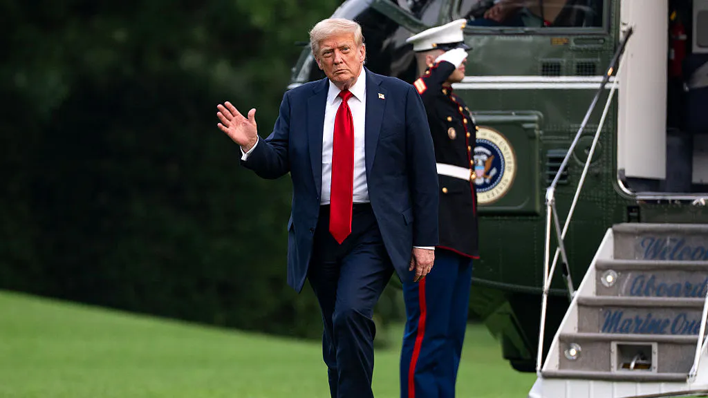 White House Reveals Medical Condition Causing Swelling In Trump’s Legs