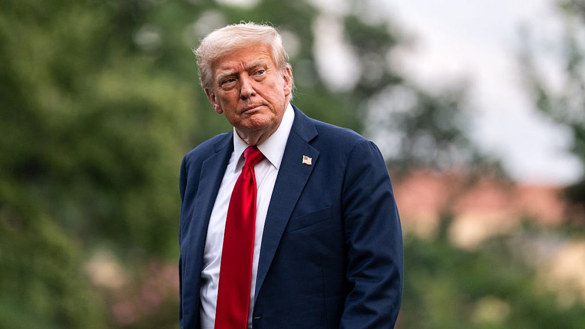 NextImg:Trump To Sell Weapons To Europe For Transfer To Ukraine