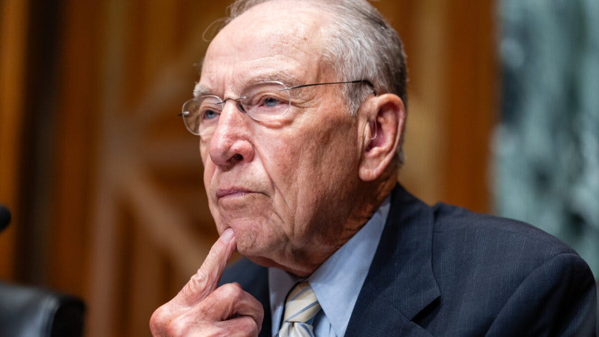 NextImg:Republican Chairman ‘Offended’ As Trump Pushes Him To Nuke Senate Custom