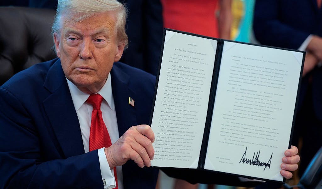 Donald Trump Promises To Sign Order Mandating Voter I.D.: ‘NO EXCEPTIONS!’
