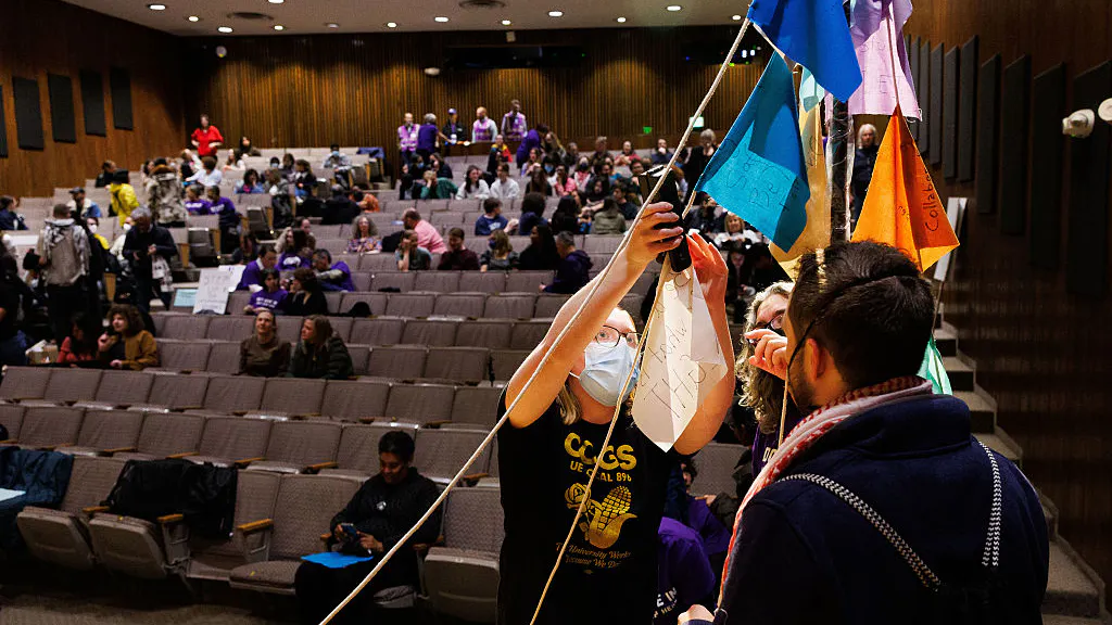 College Students Fake Leftist Views To Please Professors, New Research Shows