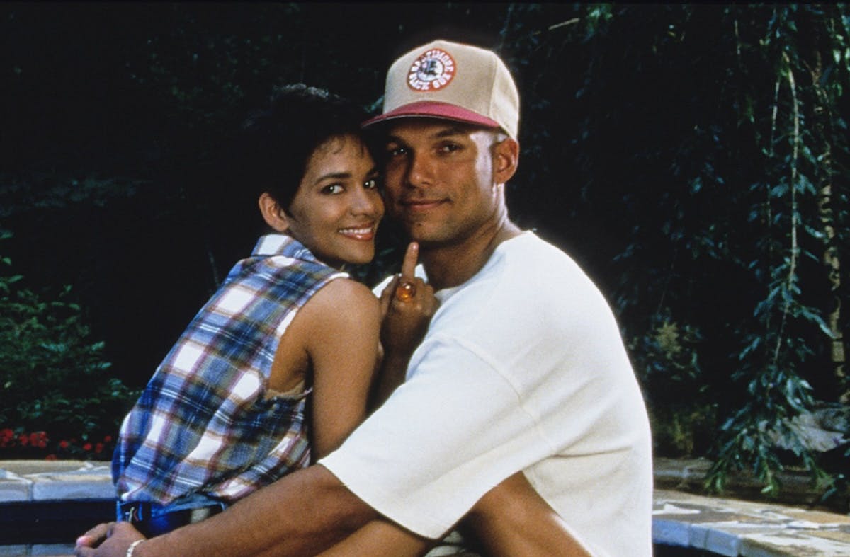 Halle Berry’s Ex-Husband On Why They Split: She Wasn’t ‘Motherly,’ Didn’t Cook Or Clean